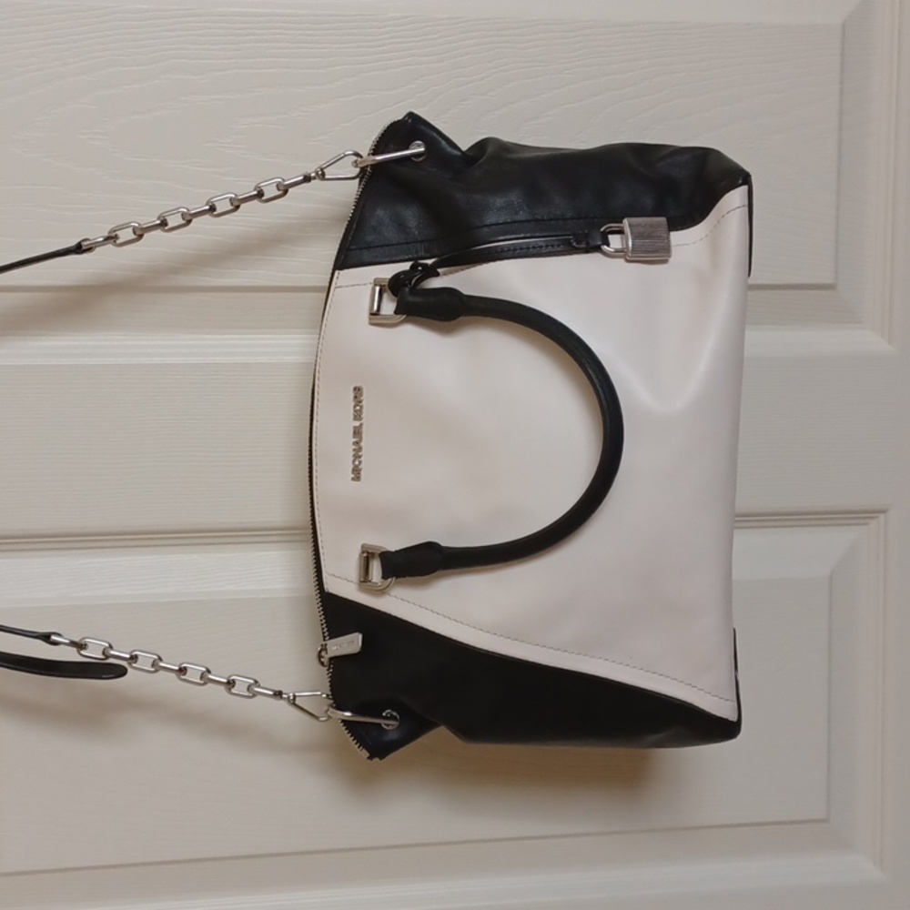 Michael Kors Dome Adjustable Crossbody Bag